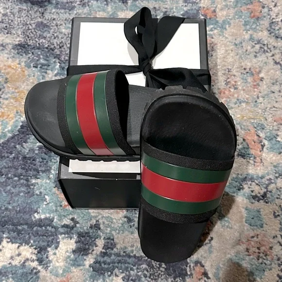 Gucci Slides Authentic - Picture 1 of 5